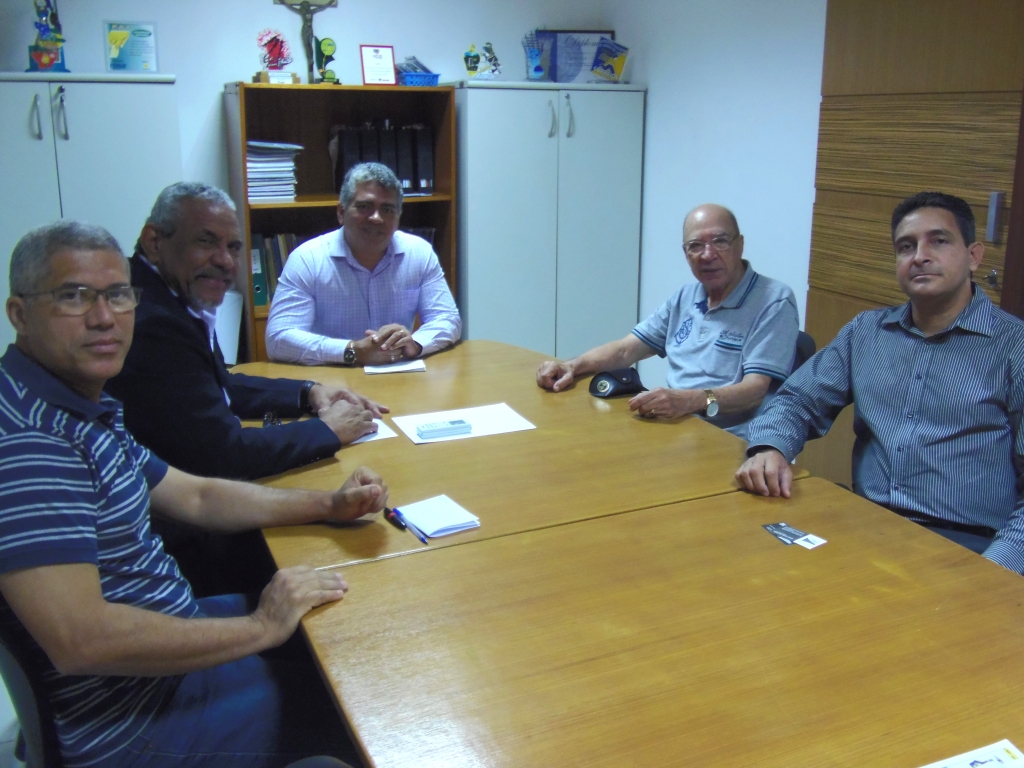 Diretor de Trânsito de Indaiatuba-SP visita instalações da SMTT - SMTT Aracaju